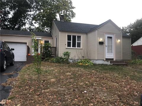 132 Bartlett Dr, Warwick, RI 02886 photo 2