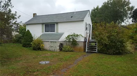 101 Old Mill Blvd, Warwick, RI 02889 photo 7