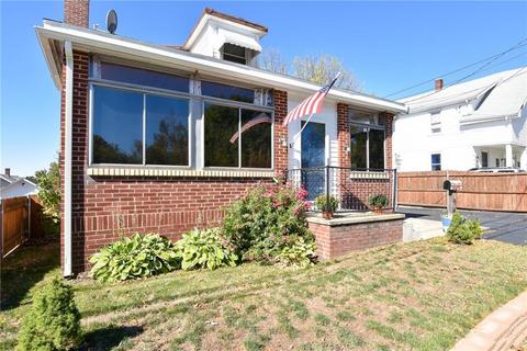 47 Loring St, Woonsocket, RI 02895 photo 2