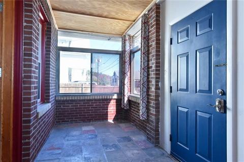 47 Loring St, Woonsocket, RI 02895 photo 9