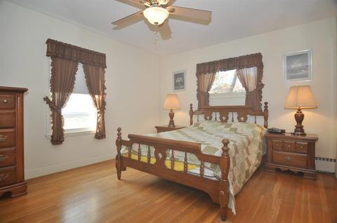 69 Ridge St, Woonsocket, RI 02895 photo 16