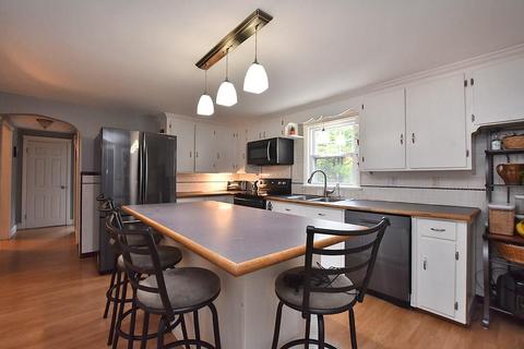 9 Hillside Ave, Coventry, RI 02816 photo 3