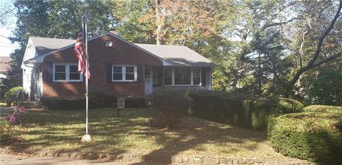 4 Arrow Dr, Westerly, RI 02891 photo 1