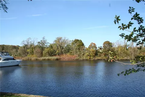 54 Margin St, Westerly, RI 02891 photo 38