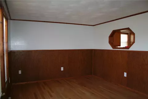 54 Margin St, Westerly, RI 02891 photo 3