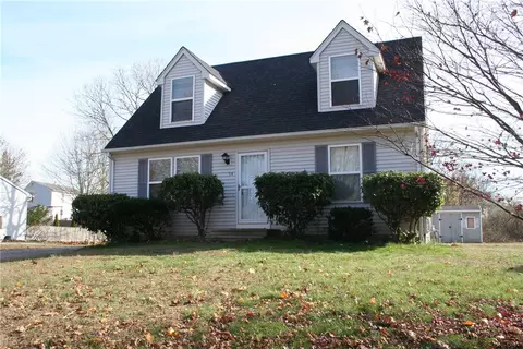 54 Margin St, Westerly, RI 02891 photo 1