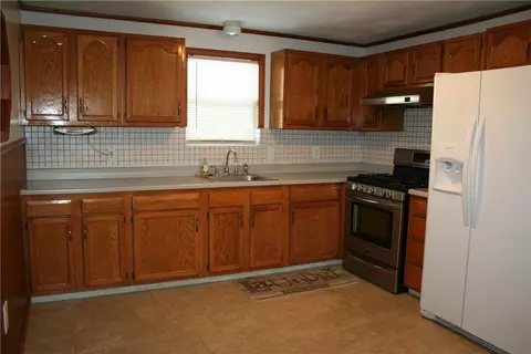 54 Margin St, Westerly, RI 02891 photo 5