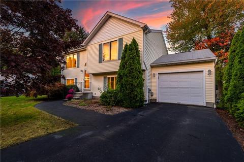 11 Devon Ct, Warwick, RI 02889 photo 1