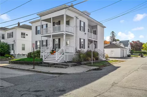 149 Carnation St, Woonsocket, RI 02895 photo 36