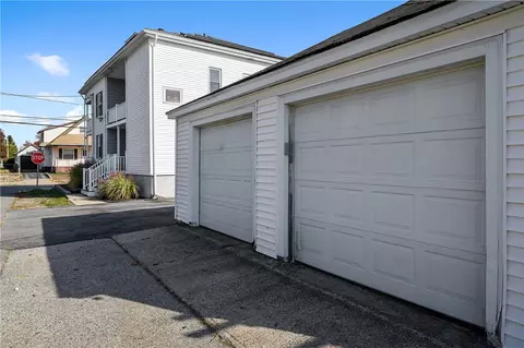 149 Carnation St, Woonsocket, RI 02895 photo 34