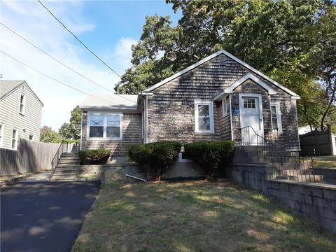 107 Darrow Dr, Warwick, RI 02886 photo 2