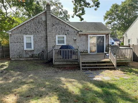107 Darrow Dr, Warwick, RI 02886 photo 3