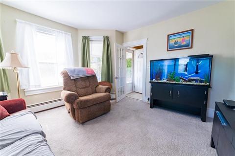 17 Stanley Ave, Woonsocket, RI 02895 photo 5