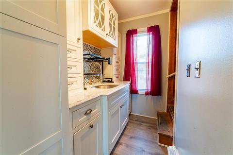 17 Stanley Ave, Woonsocket, RI 02895 photo 11