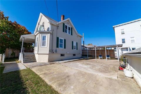 17 Stanley Ave, Woonsocket, RI 02895 photo 3