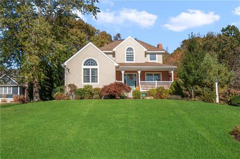 15 Piezzo Dr, Westerly, RI 02891 photo 1