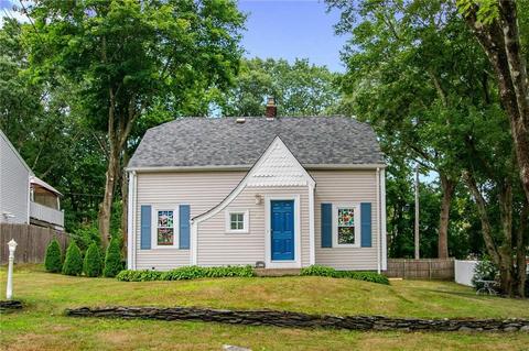 68 Beaver Ave, Warwick, RI 02889 photo 2