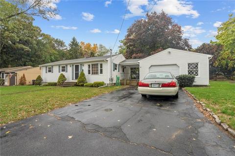 31 Valley Crest Rd, Coventry, RI 02816 photo 1