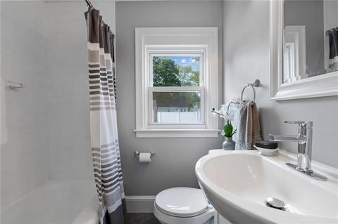 37 Arrow Ave, Warwick, RI 02886 photo 13