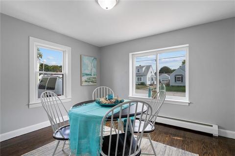 37 Arrow Ave, Warwick, RI 02886 photo 5
