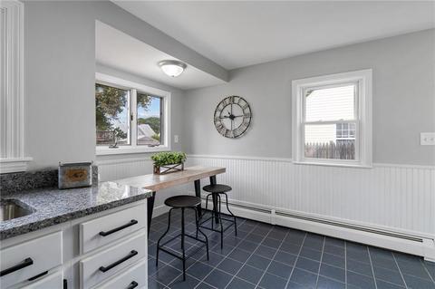 37 Arrow Ave, Warwick, RI 02886 photo 11