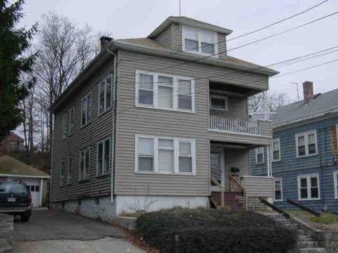 694 Killingly St, Johnston, RI 02919 photo 1