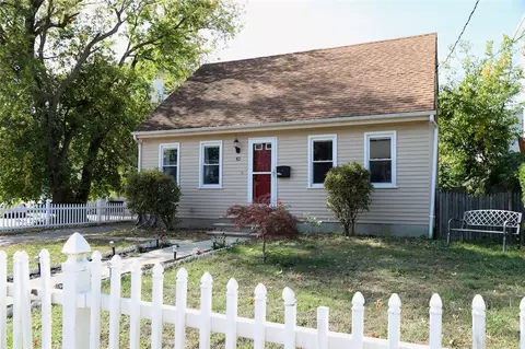42 Jervis St, Woonsocket, RI 02895 photo 1