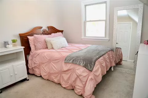 42 Jervis St, Woonsocket, RI 02895 photo 25