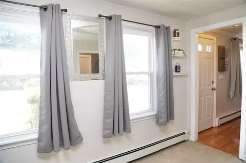 42 Jervis St, Woonsocket, RI 02895 photo 6