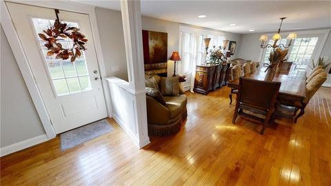 5 Briarcliff Ave, Warwick, RI 02889 photo 6