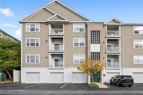 98 Mill St #302, Woonsocket, RI 02895 photo 2
