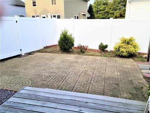 291 Killingly St, Providence, RI 02909 photo 31