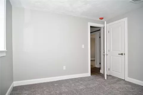 25 Whippoorwill Rd, Warwick, RI 02888 photo 10
