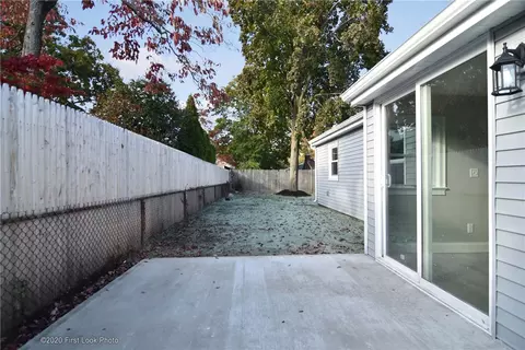 25 Whippoorwill Rd, Warwick, RI 02888 photo 33