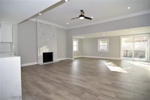 25 Whippoorwill Rd, Warwick, RI 02888 photo 19