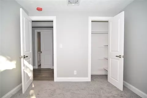 25 Whippoorwill Rd, Warwick, RI 02888 photo 12