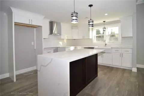 25 Whippoorwill Rd, Warwick, RI 02888 photo 15
