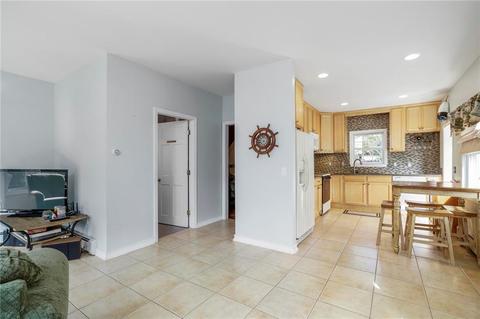 42 John St, Westerly, RI 02891 photo 10