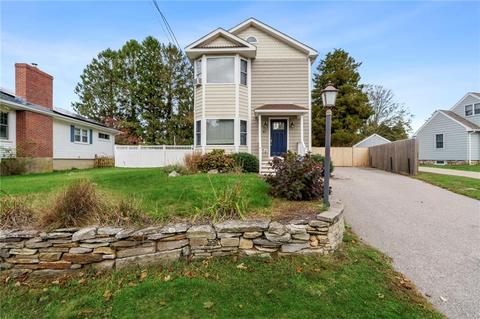 42 John St, Westerly, RI 02891 photo 3