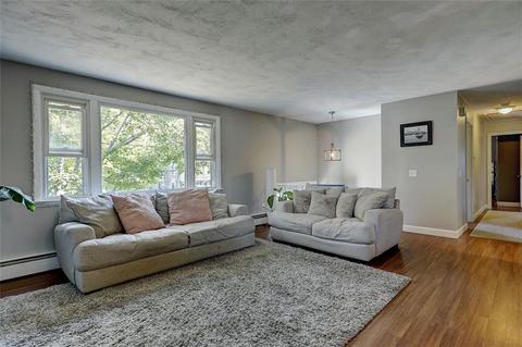 15 Antony Ave, Bristol, RI 02809 photo 6