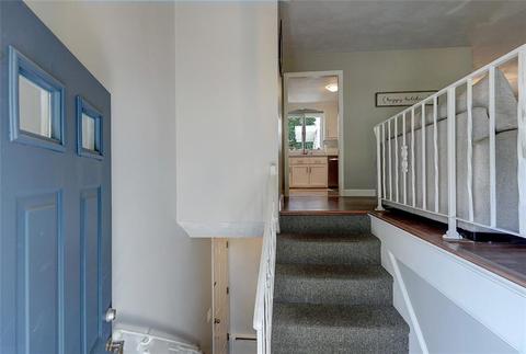 15 Antony Ave, Bristol, RI 02809 photo 4