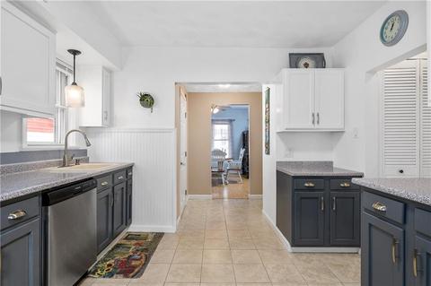 82 Gaskill St, Woonsocket, RI 02895 photo 11