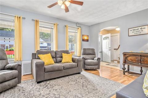 82 Gaskill St, Woonsocket, RI 02895 photo 18