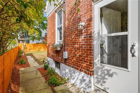 82 Gaskill St, Woonsocket, RI 02895 photo 32