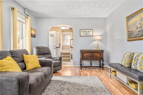 82 Gaskill St, Woonsocket, RI 02895 photo 19