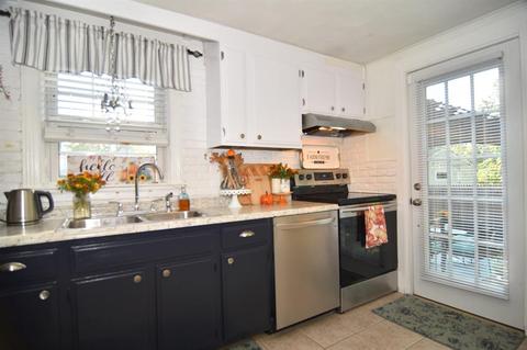 26 Case St, Warwick, RI 02886 photo 7