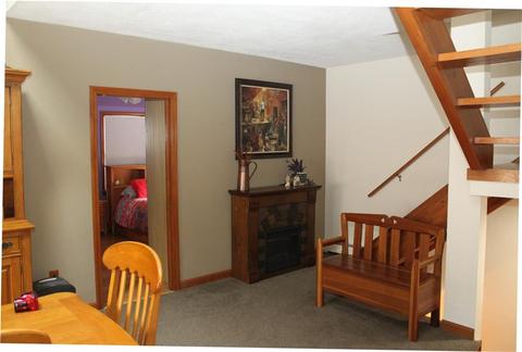 409 Carrington Ave, Woonsocket, RI 02895 photo 16