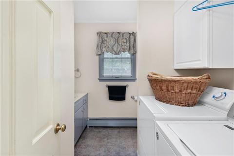 29 Waterman St, Killingly, CT 06239 photo 15