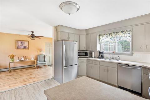 29 Waterman St, Killingly, CT 06239 photo 12