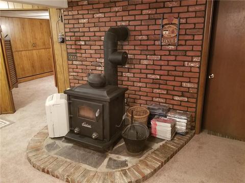 265 Aylsworth Ave, Woonsocket, RI 02895 photo 12